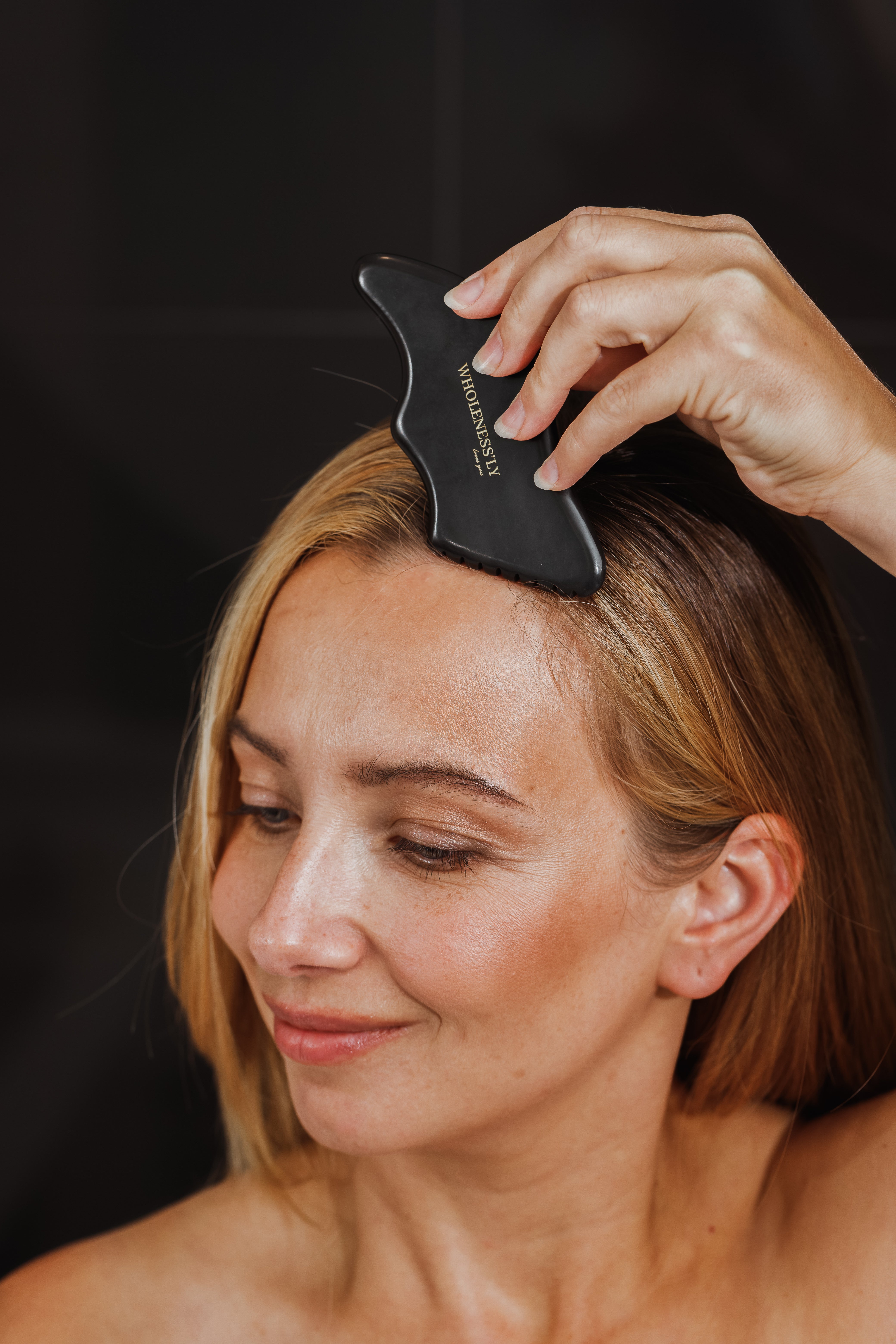 Wave Face & Body Gua Sha -Wholenessly