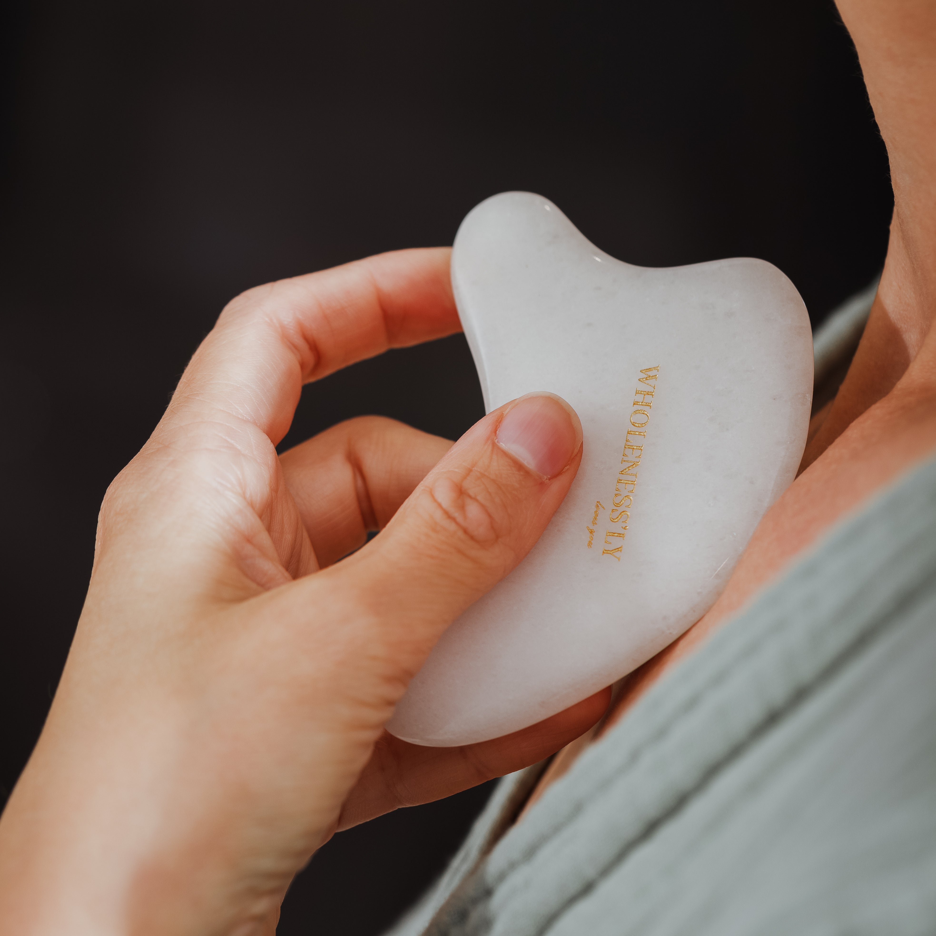 White Jade Wave Restorer Gua Sha -Wholenessly