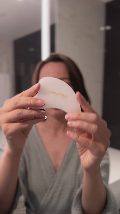 White Jade Wave Restorer Gua Sha -Wholenessly